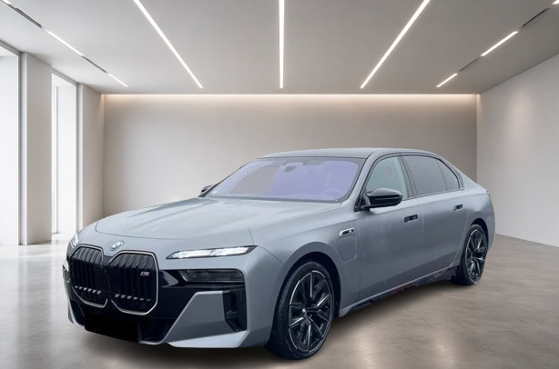 BMW M760e xDrive