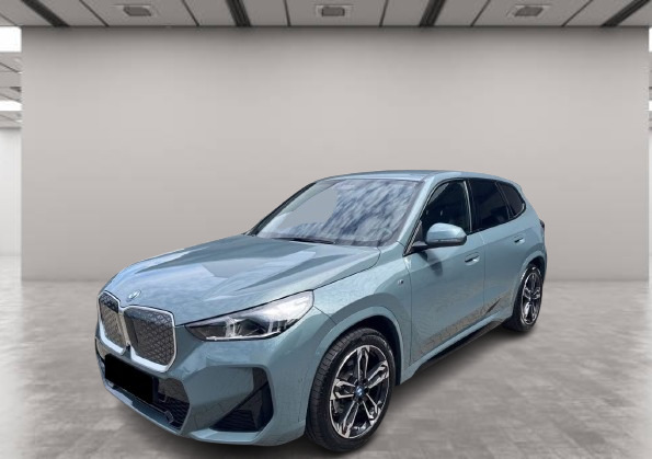 BMW iX1 xDrive30