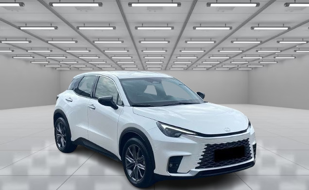 Lexus LBX